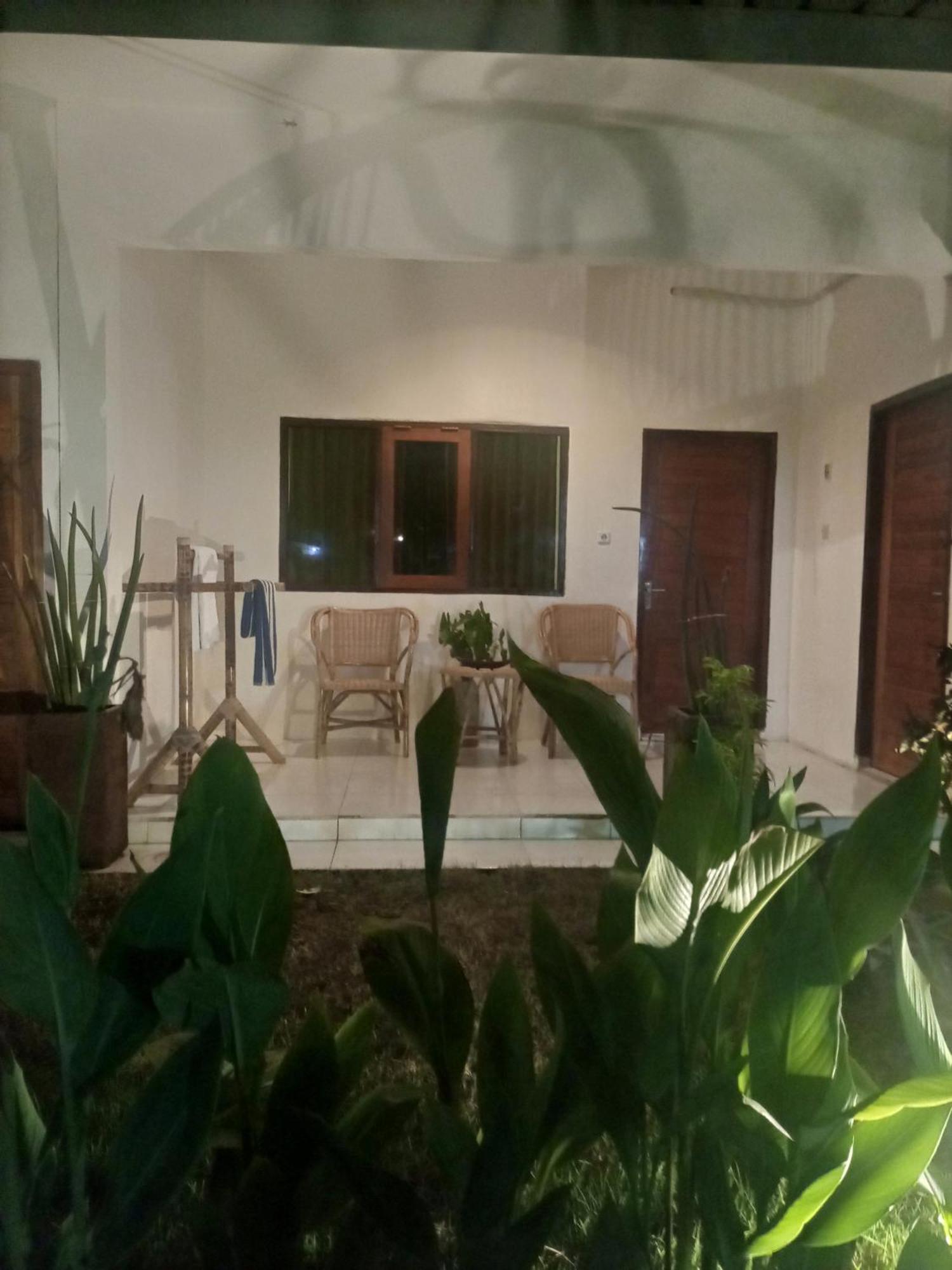 Efrata Villa Gili Air Chambre photo