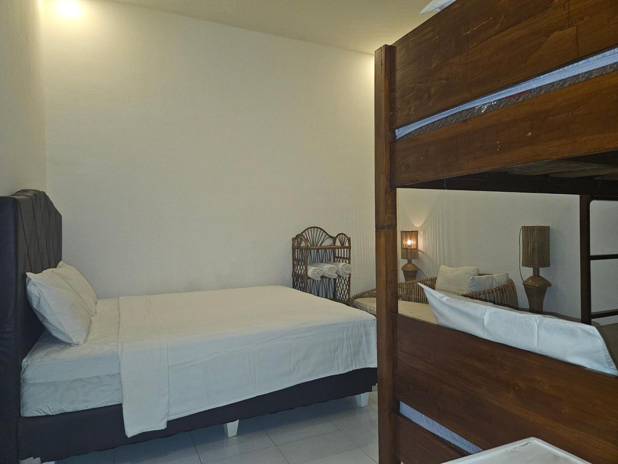 Efrata Villa Gili Air Chambre photo
